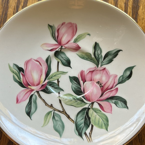VTG 3 Pink Flower Magnolias Homer Laughlin Rhythm Saucers Gold trimmed dish - Picture 4 of 10